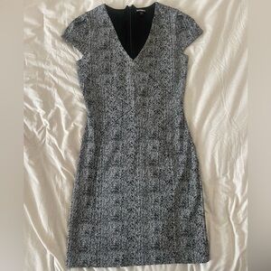 Express Black and White Herringbone V-Neck Cap Sleeved Work Dress